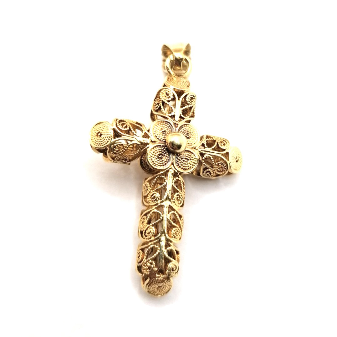 pendentif croix religieuse or 18 carats